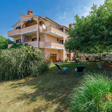 Lili-2 By Interhome Apartman
